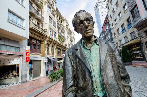 Statue