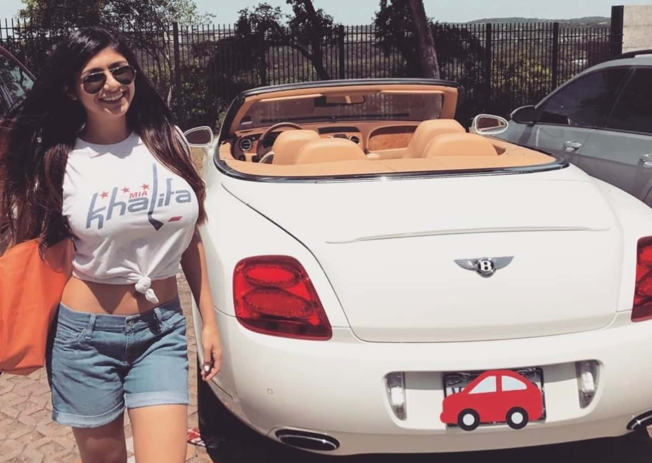 Mia Khalifa Audi R8 Spyder Estimated 160K